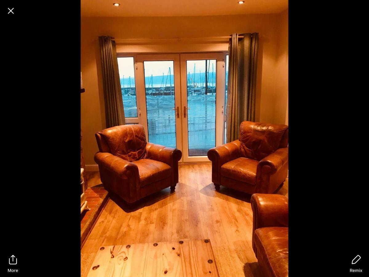 Waterfront Apartment 斯卡伯勒 外观 照片
