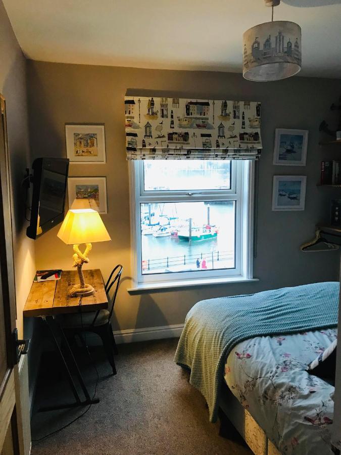 Waterfront Apartment 斯卡伯勒 外观 照片